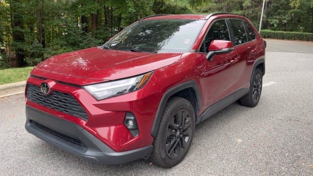 2023 Toyota RAV4 XLE Premium — photo 1 of 13