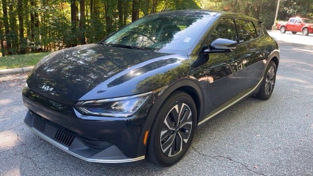 2024 Kia EV6 Light Long Range — photo 1 of 13