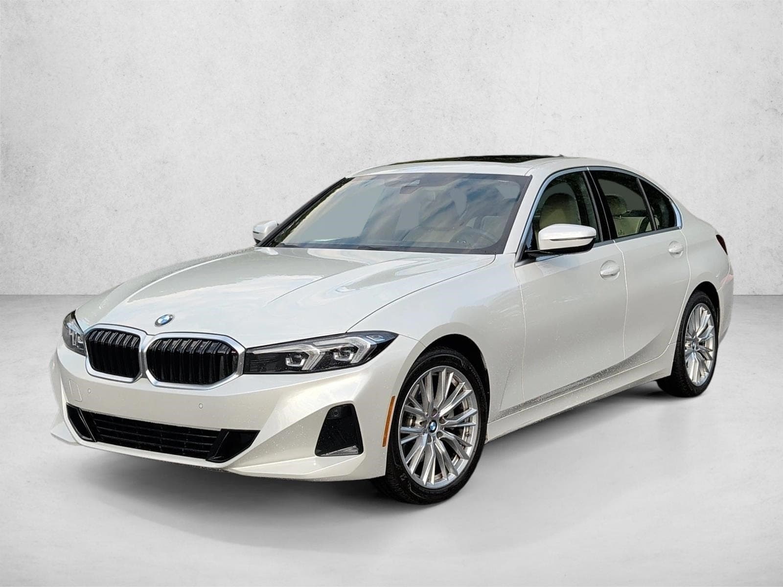 2024 BMW 3 Series 330i — photo 1 of 30