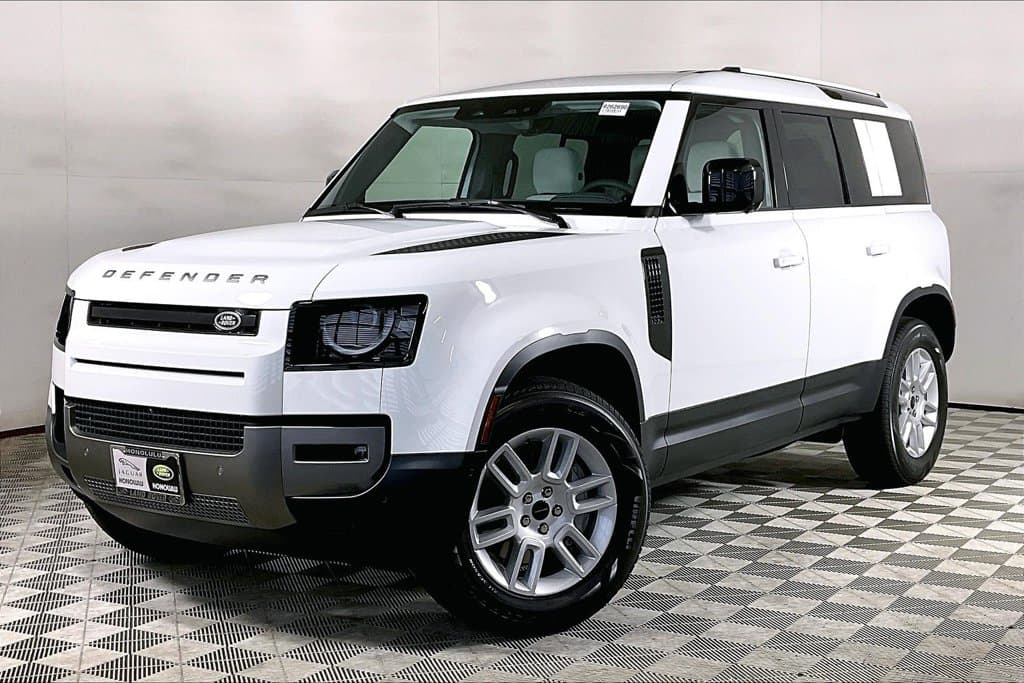 2026 Land Rover Defender S — photo 1 of 11