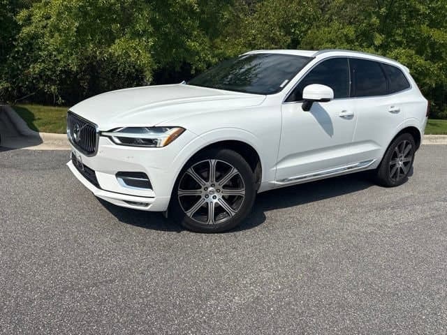 2020 Volvo XC60 Inscription — photo 1 of 13