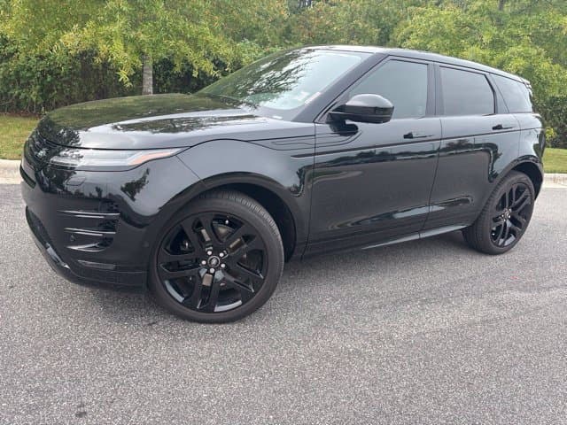 2026 Land Rover Range Rover Evoque Dynamic SE — photo 1 of 13