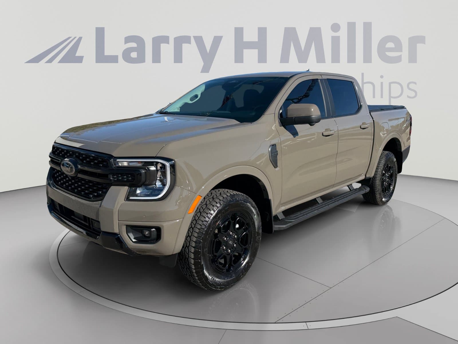 2026 Ford Ranger LARIAT — photo 1 of 35