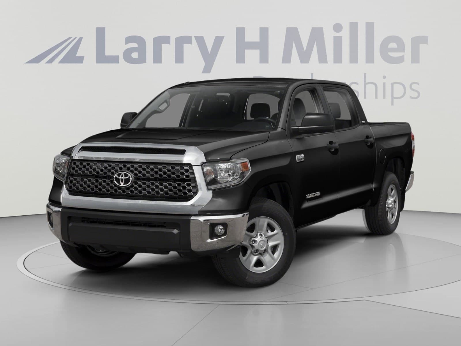 2018 Toyota Tundra 4WD SR5 — photo 1 of 12