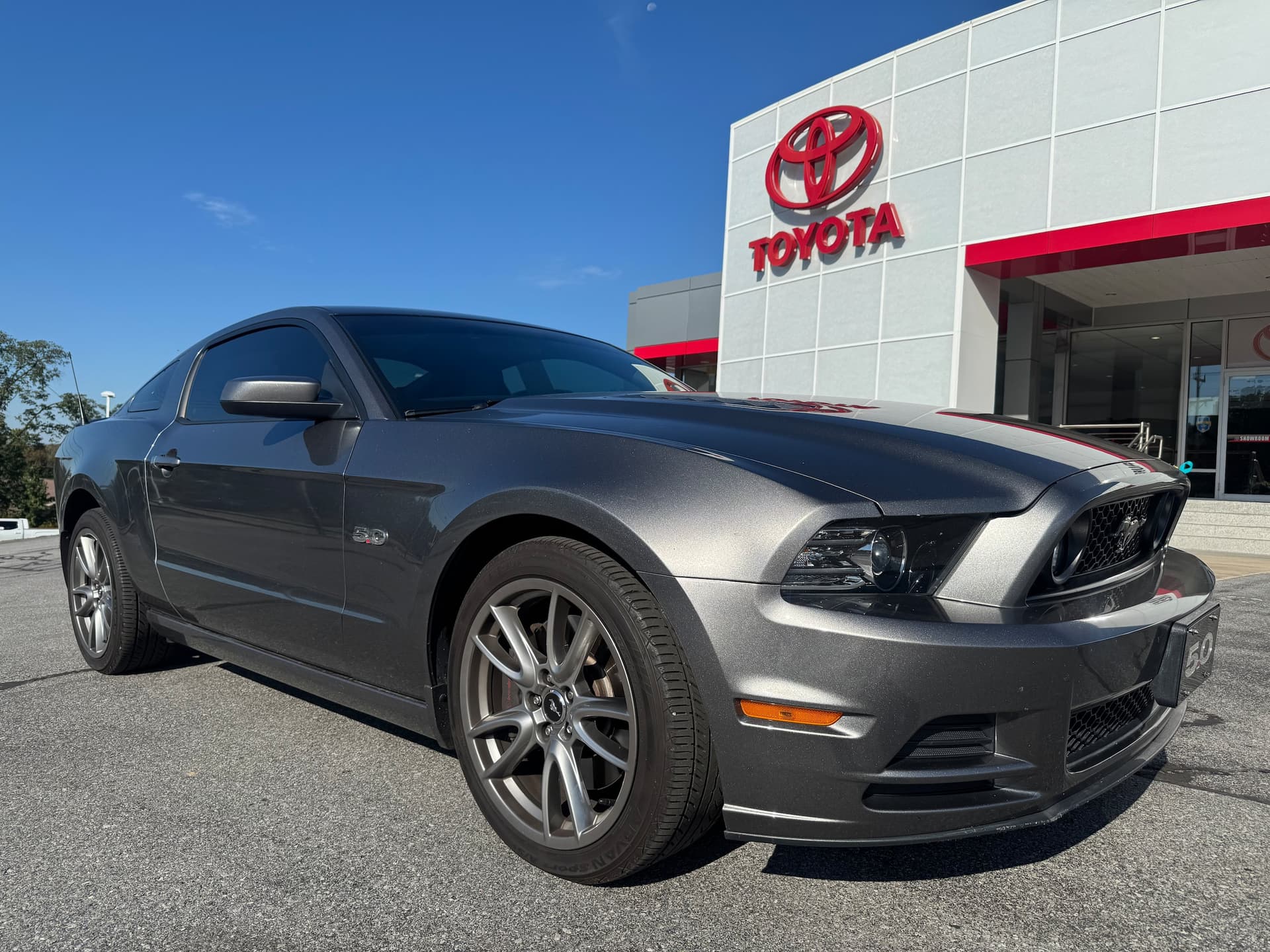 2014 Ford Mustang GT — photo 1 of 25