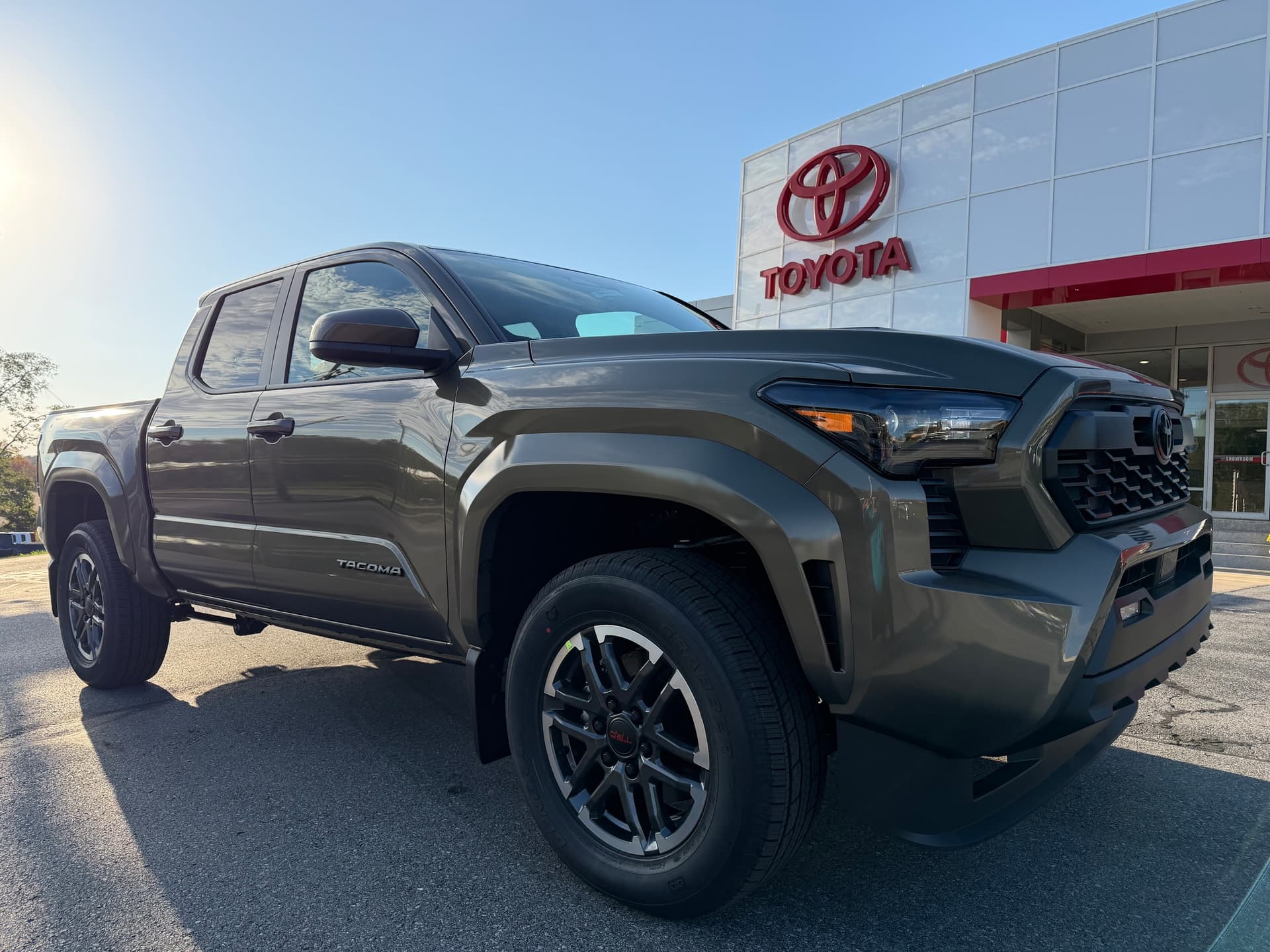 2026 Toyota Tacoma 4WD TRD Sport — photo 1 of 51