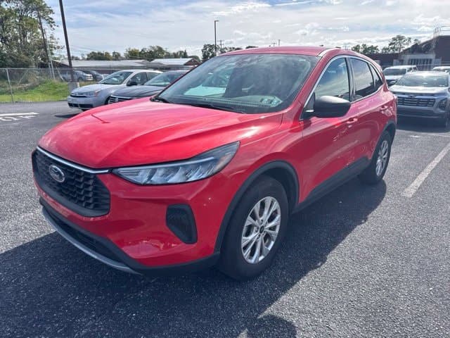 2024 Ford Escape Active — photo 1 of 8