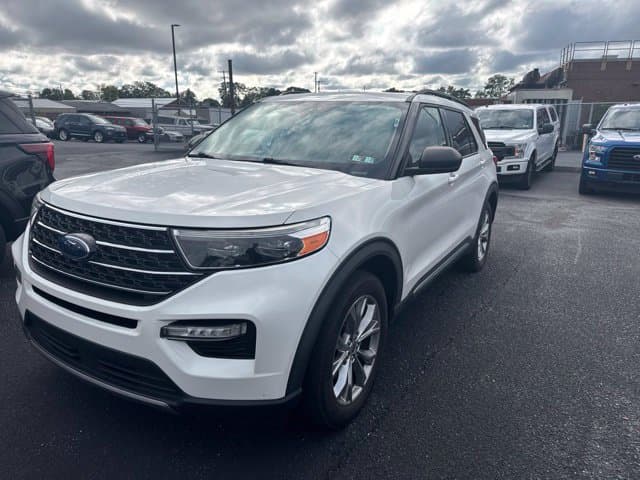 2020 Ford Explorer XLT — photo 1 of 8