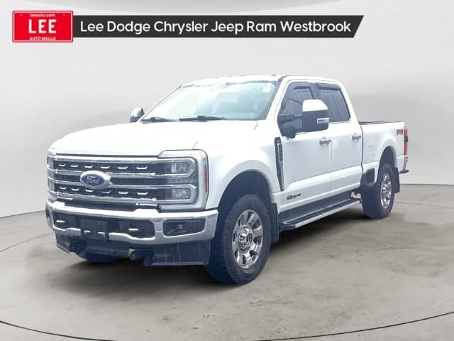 2024 Ford Super Duty F-250 SRW LARIAT — photo 1 of 13