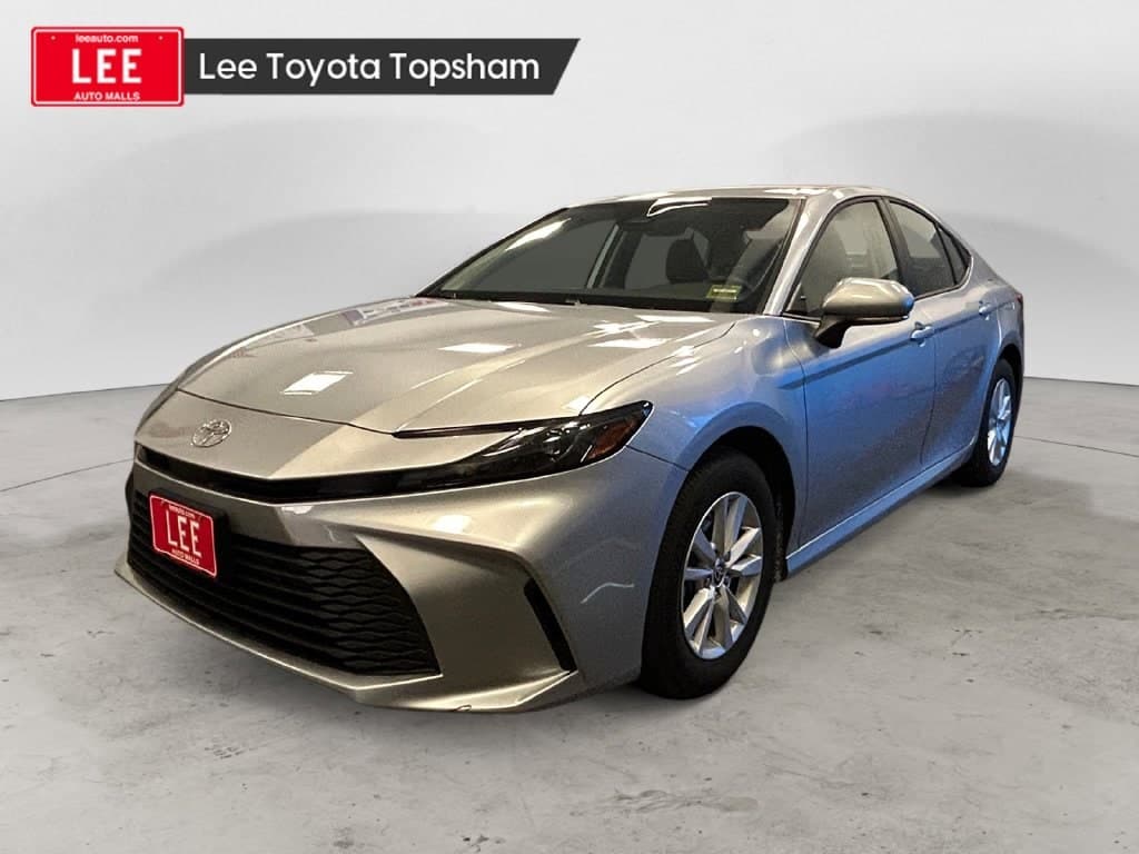 2026 Toyota Camry LE — photo 1 of 24