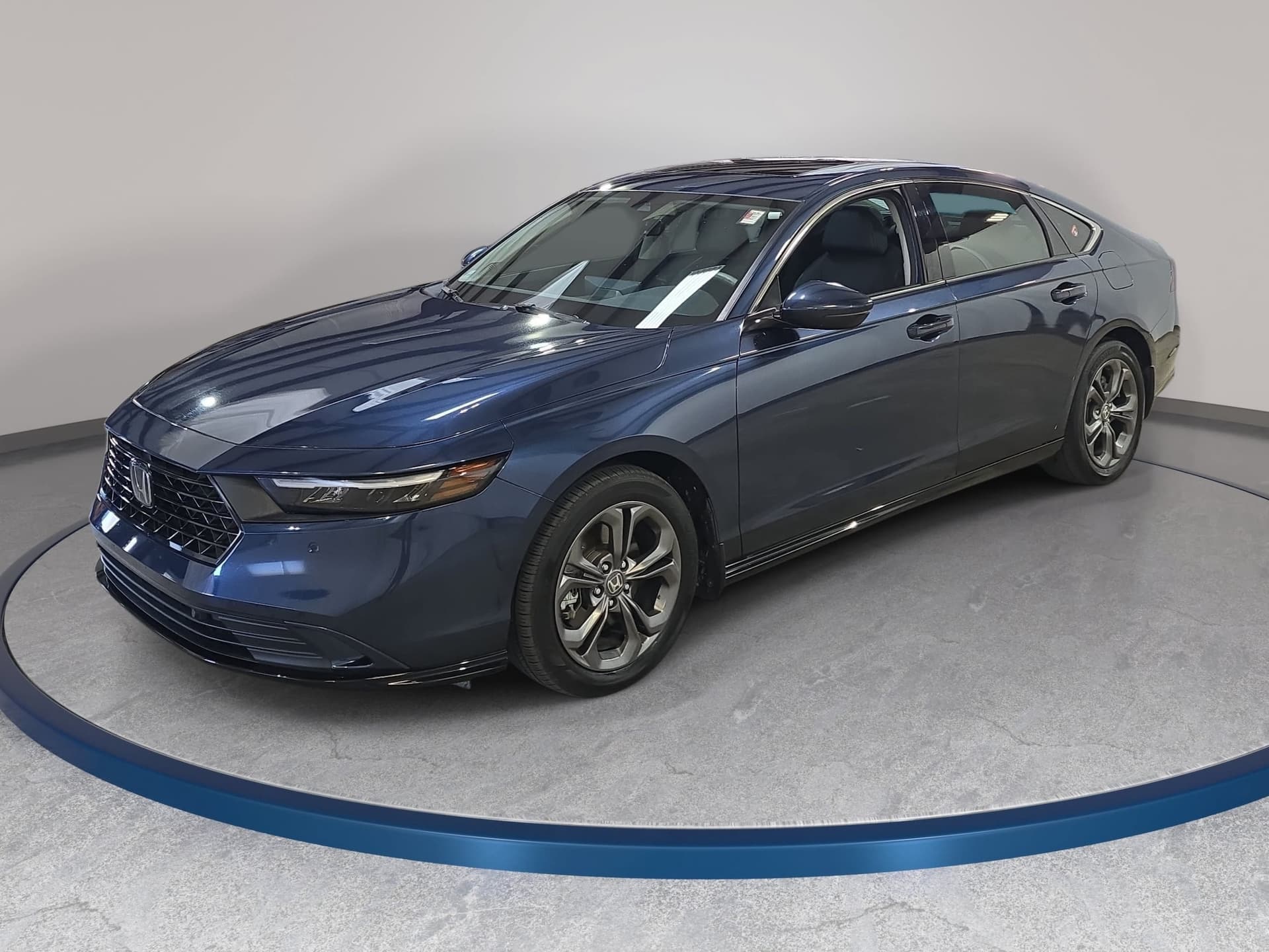 2024 Honda Accord Hybrid EX-L — photo 1 of 12