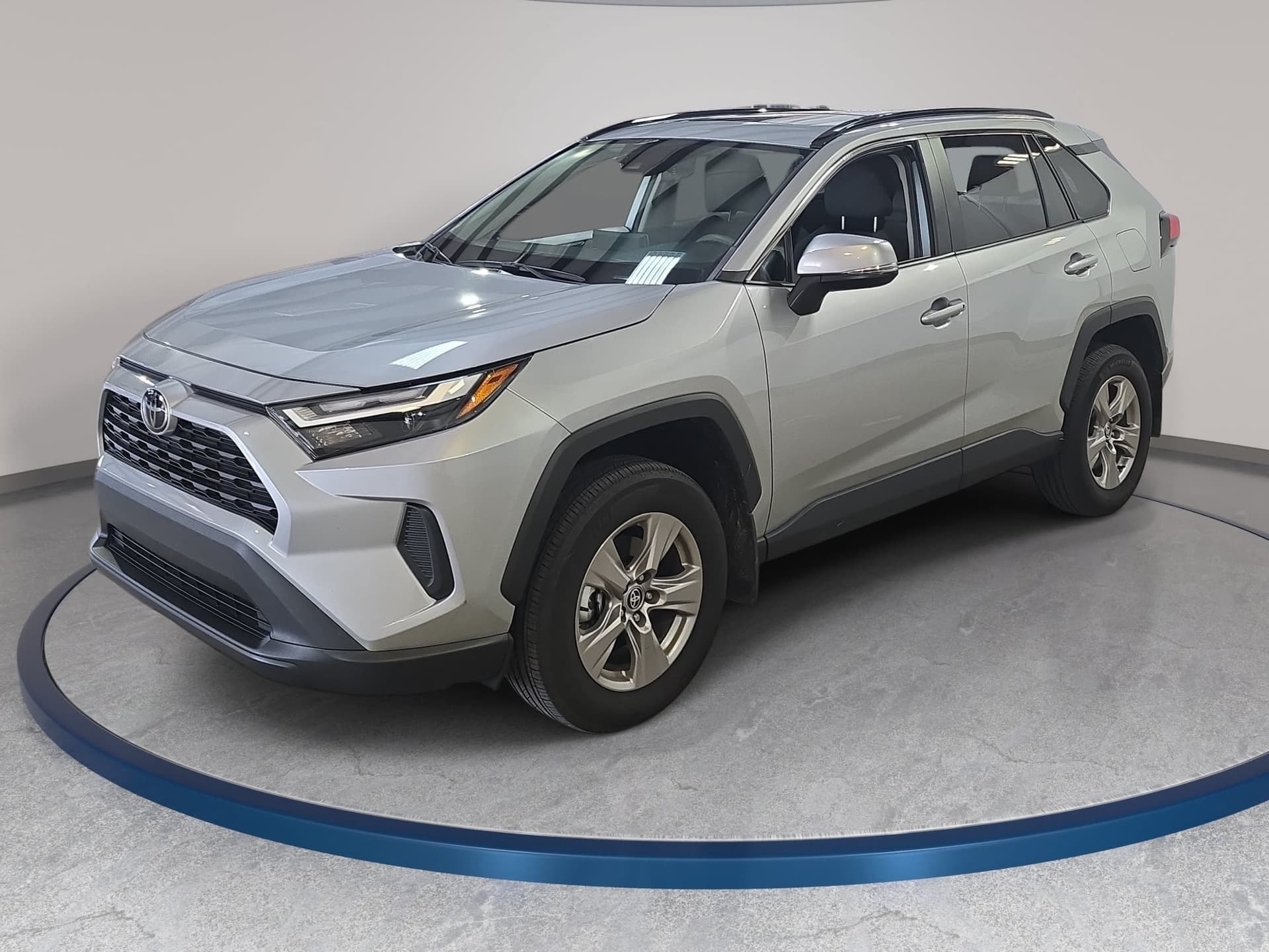 2024 Toyota RAV4 XLE — photo 1 of 12