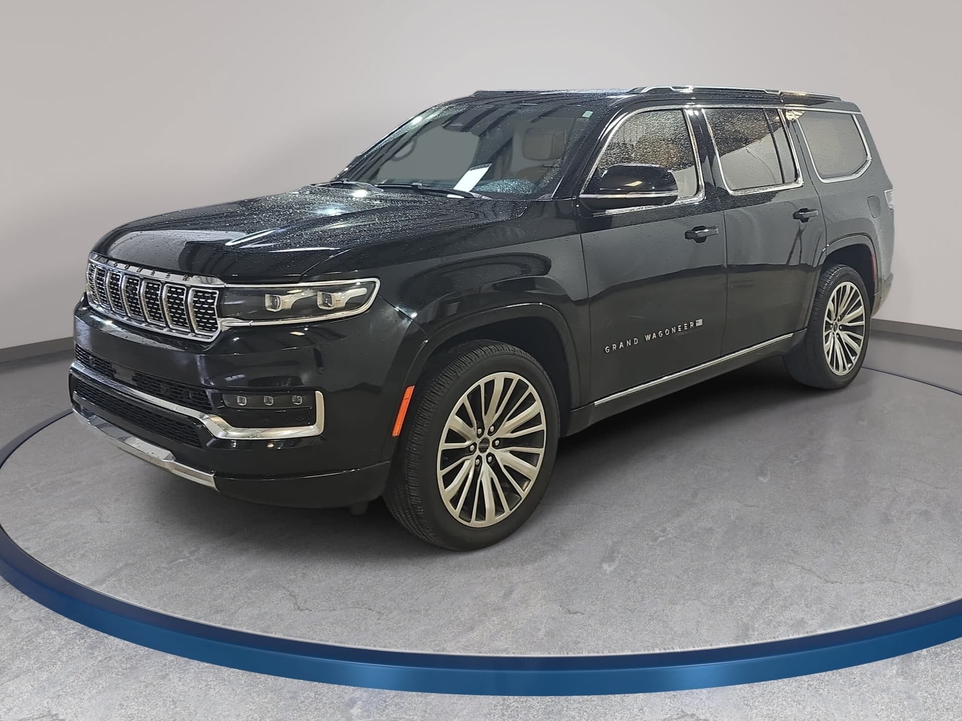 2022 Jeep Grand Wagoneer Series III — photo 1 of 14