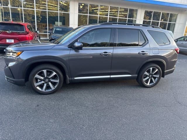 2024 Honda Pilot Elite — photo 1 of 15