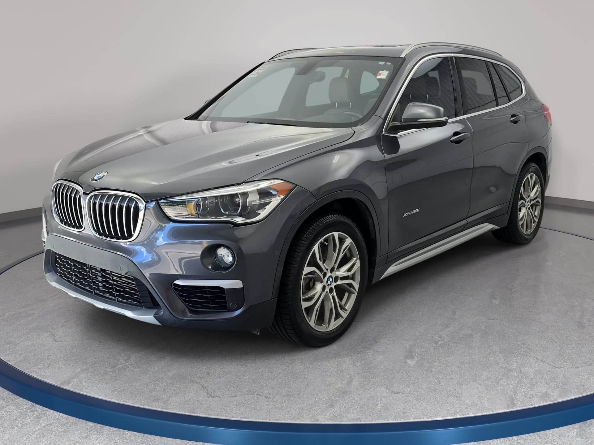 2017 BMW X1 xDrive28i — photo 1 of 35
