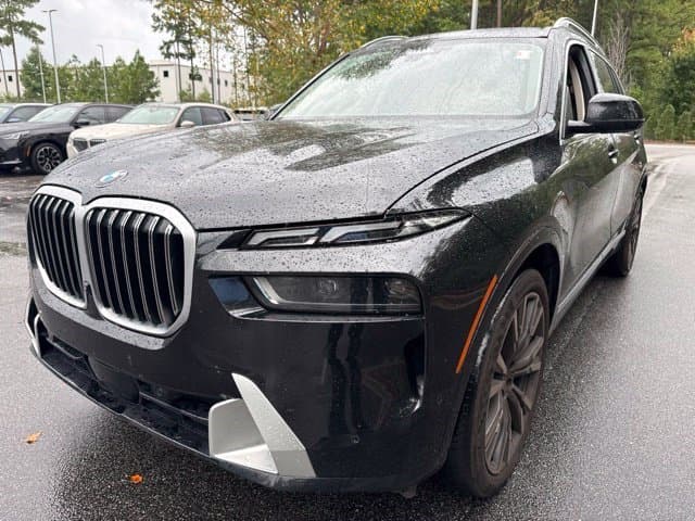 2025 BMW X7 xDrive40i — photo 1 of 16