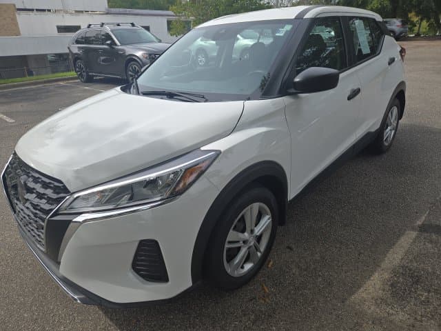 2021 Nissan Kicks S — photo 1 of 23