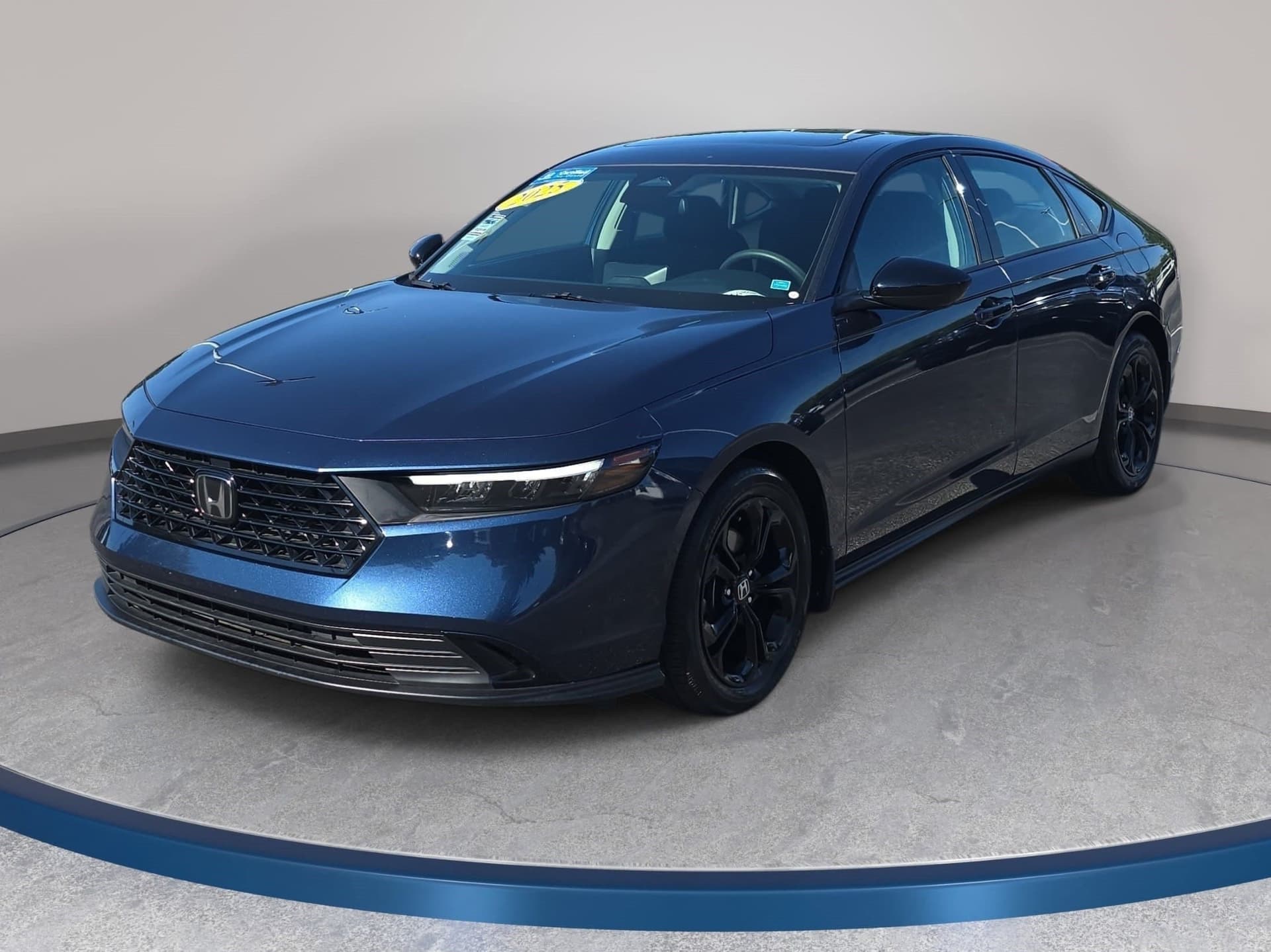2025 Honda Accord Sedan SE — photo 1 of 32