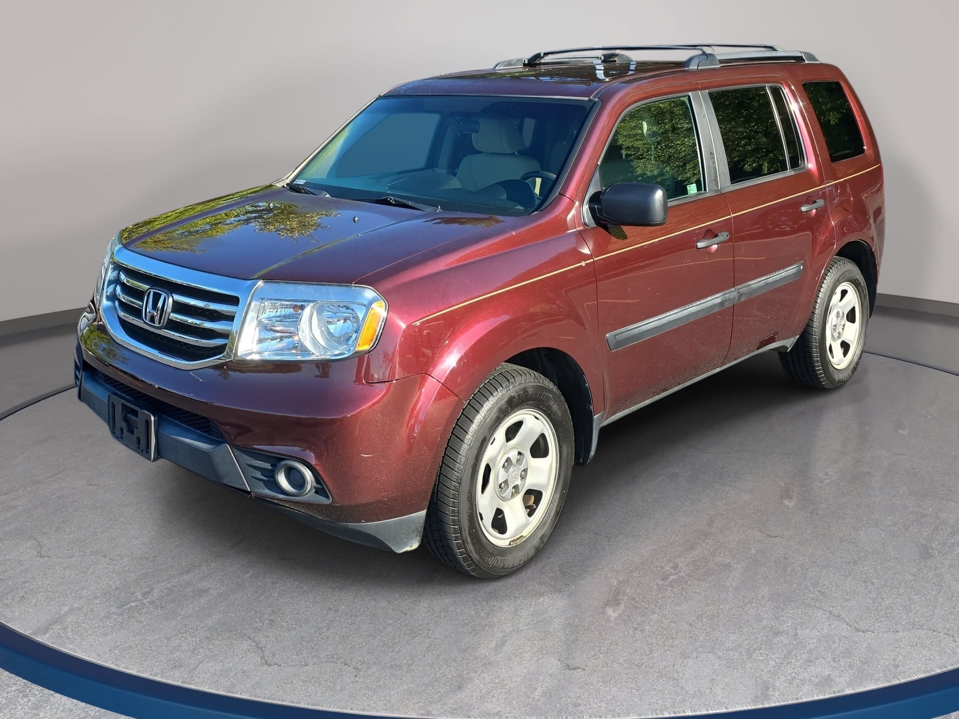 2013 Honda Pilot LX — photo 1 of 35