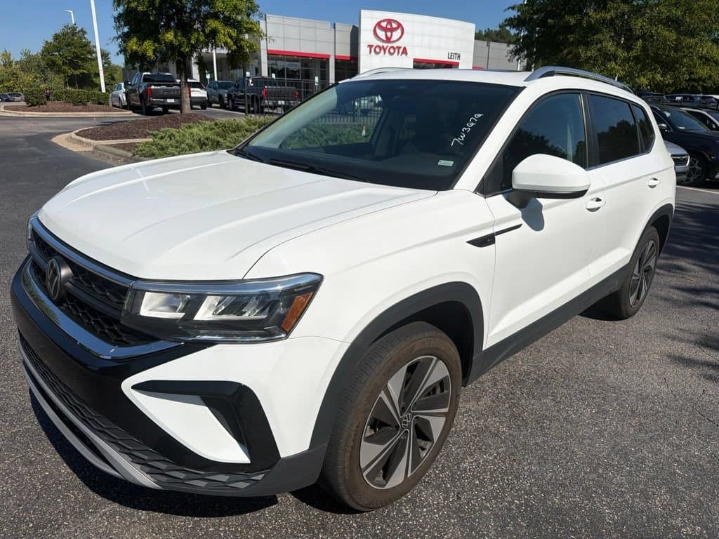 2024 Volkswagen Taos SE — photo 1 of 13