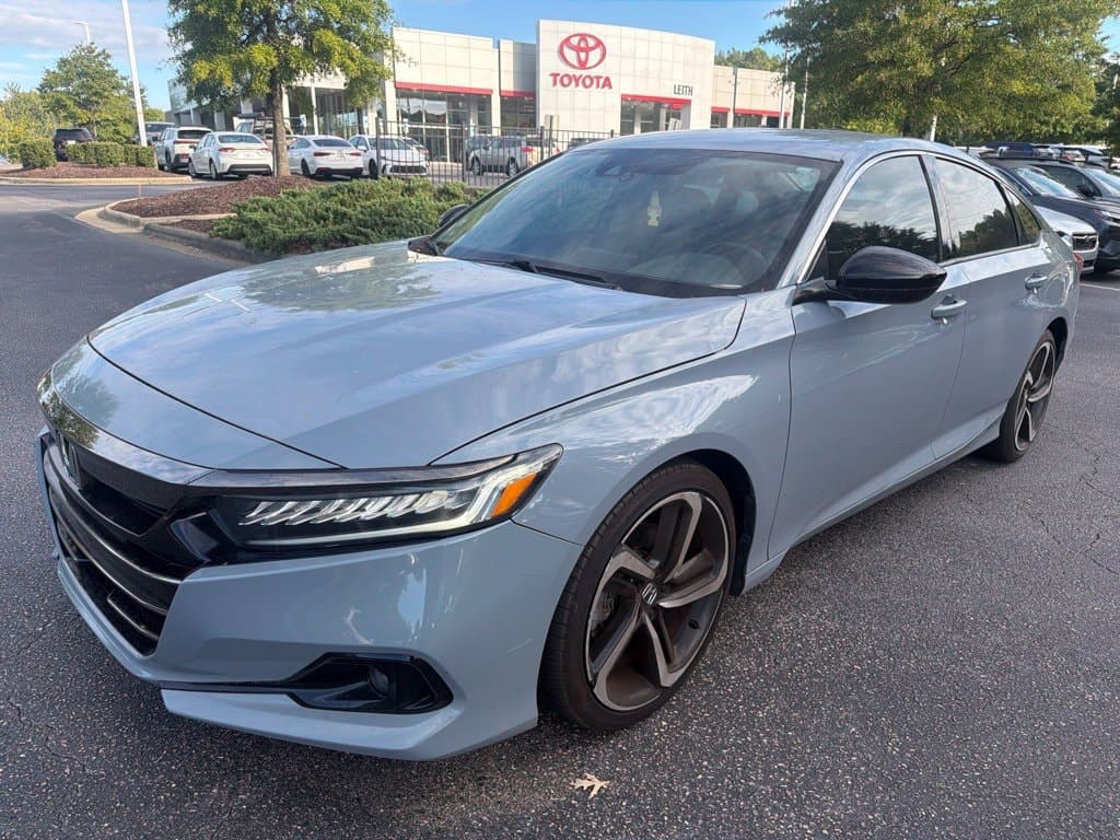 2021 Honda Accord Sedan Base — photo 1 of 13