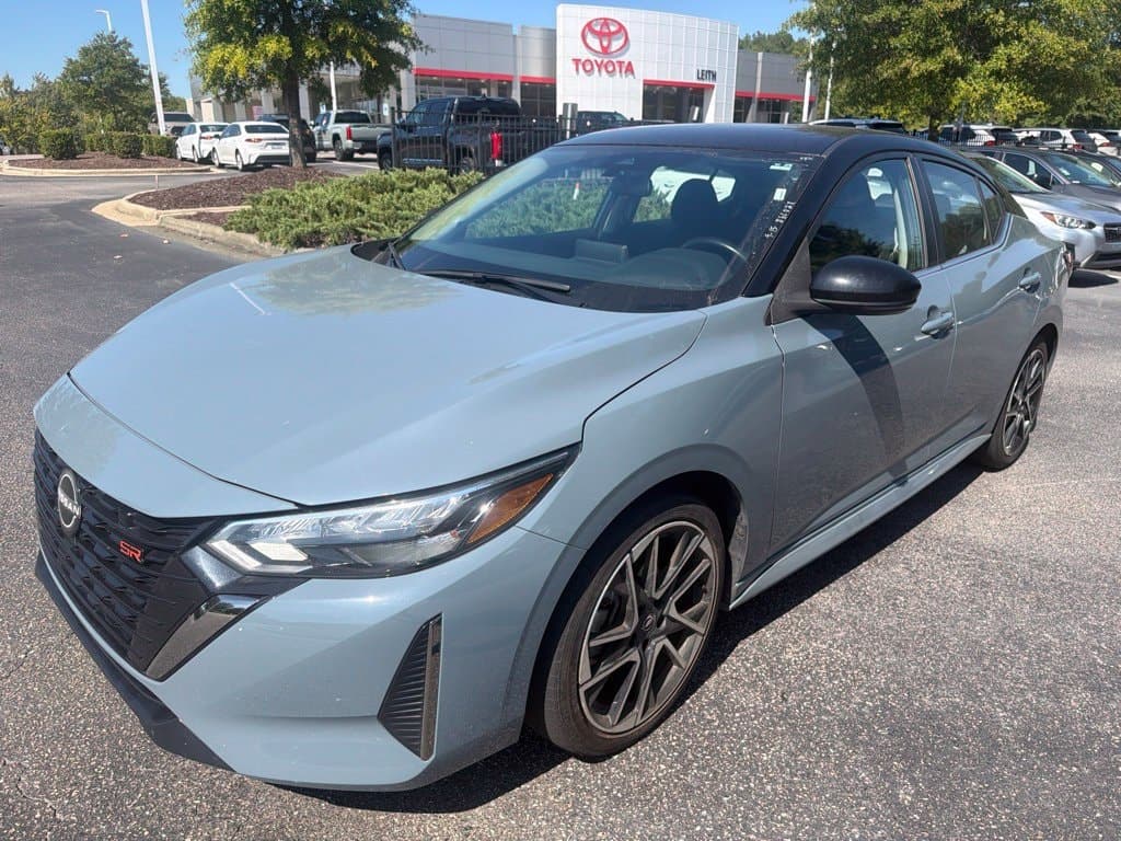 2025 Nissan Sentra SR — photo 1 of 13