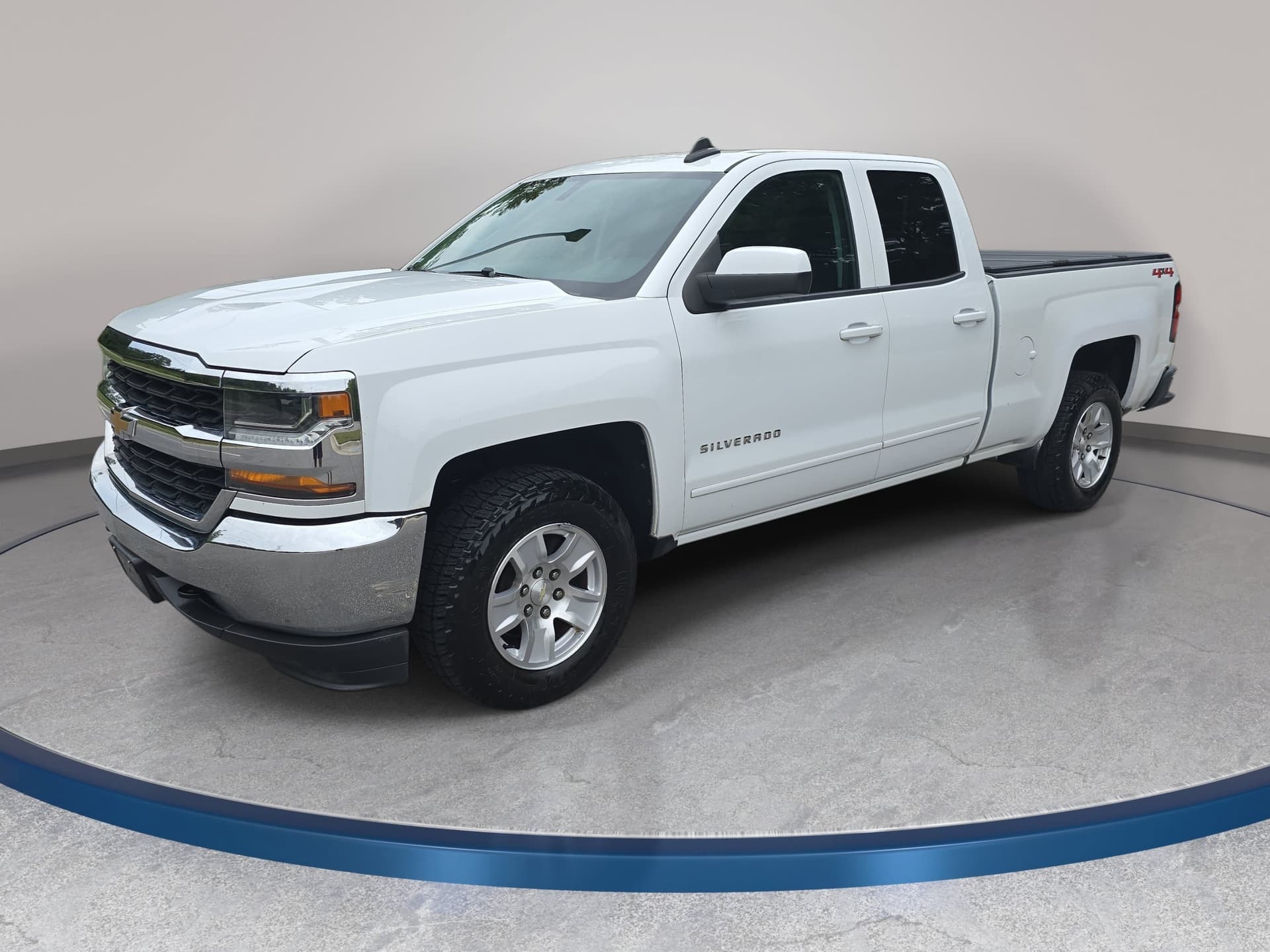 2018 Chevrolet Silverado 1500 Base — photo 1 of 36