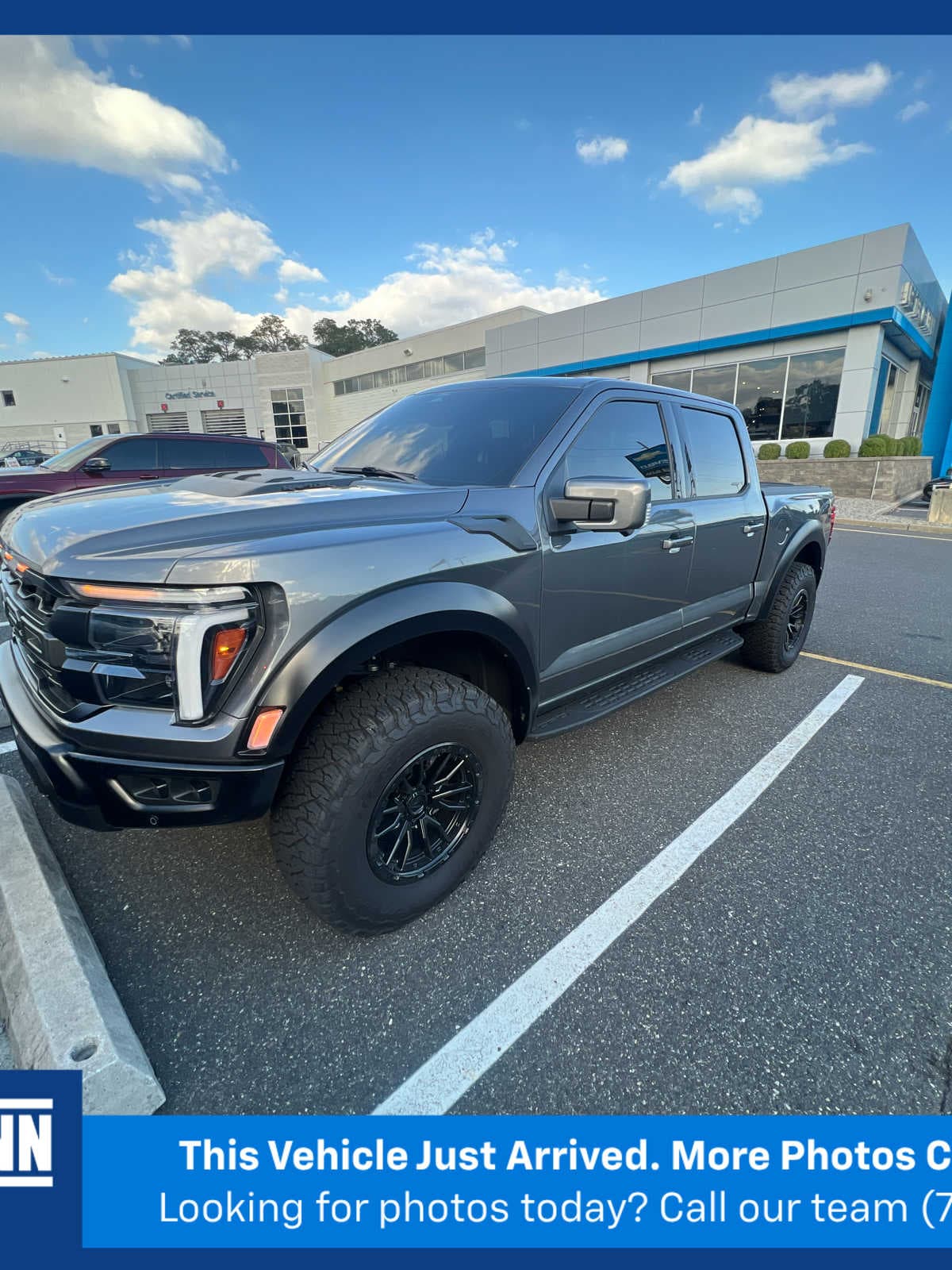 2025 Ford F-150 Raptor — photo 1 of 9