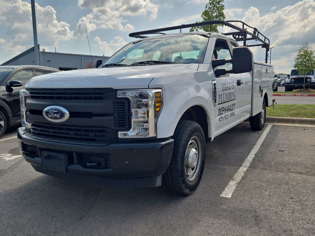 2019 Ford Super Duty F-250 SRW XL — photo 1 of 6