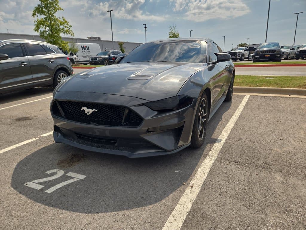 2020 Ford Mustang EcoBoost Premium — photo 1 of 6