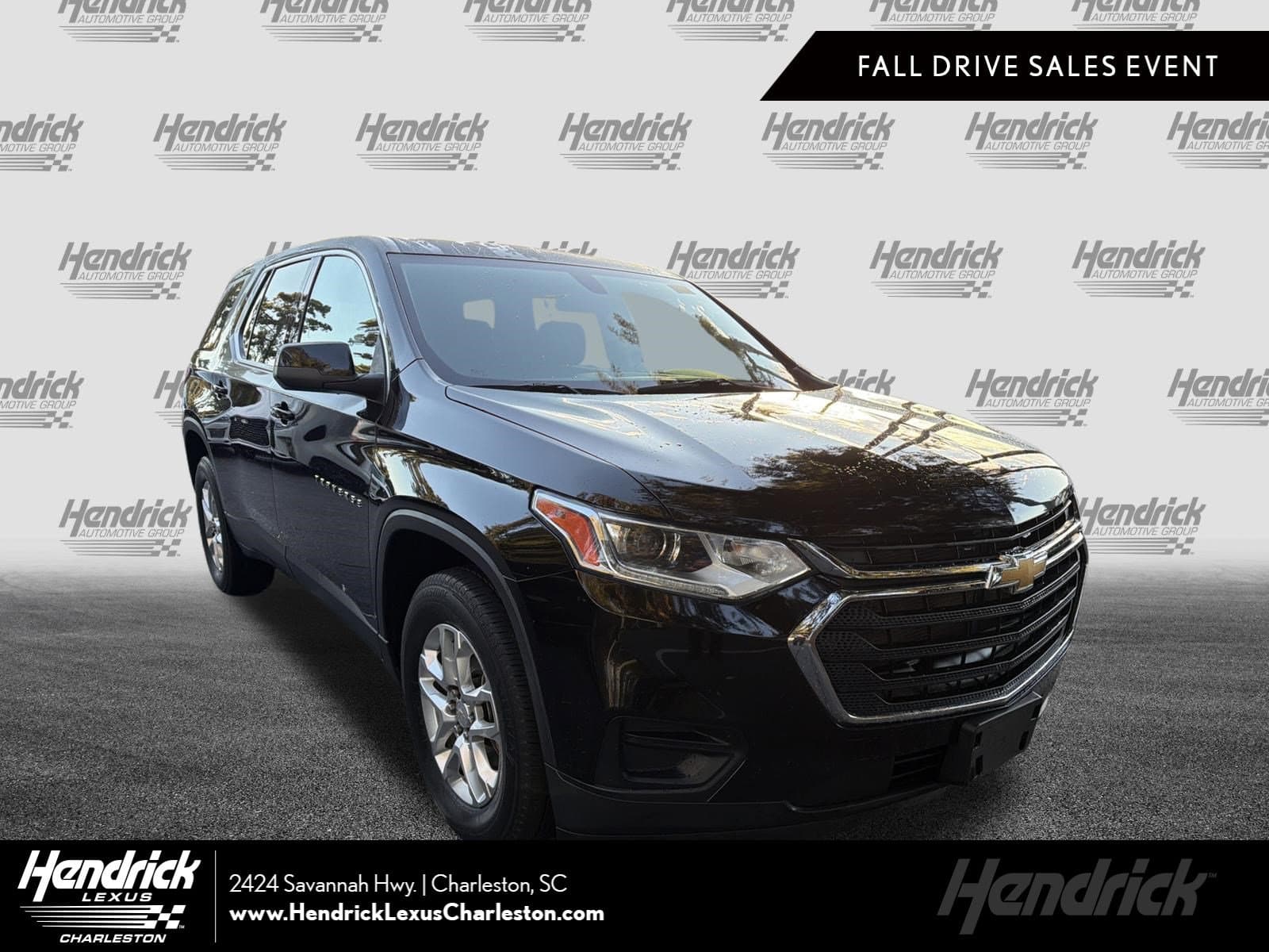 2021 Chevrolet Traverse LS — photo 1 of 48