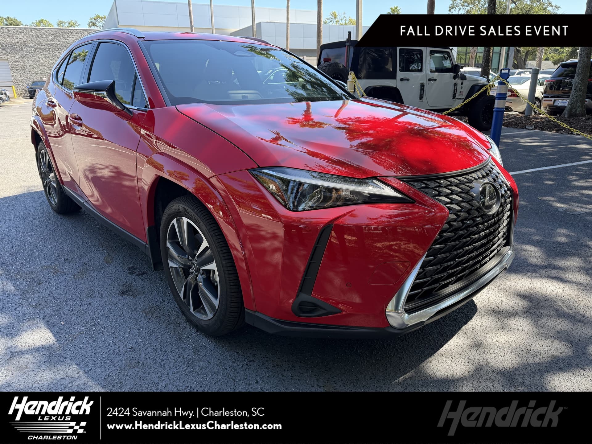 2025 Lexus UX UX 300h — photo 1 of 47