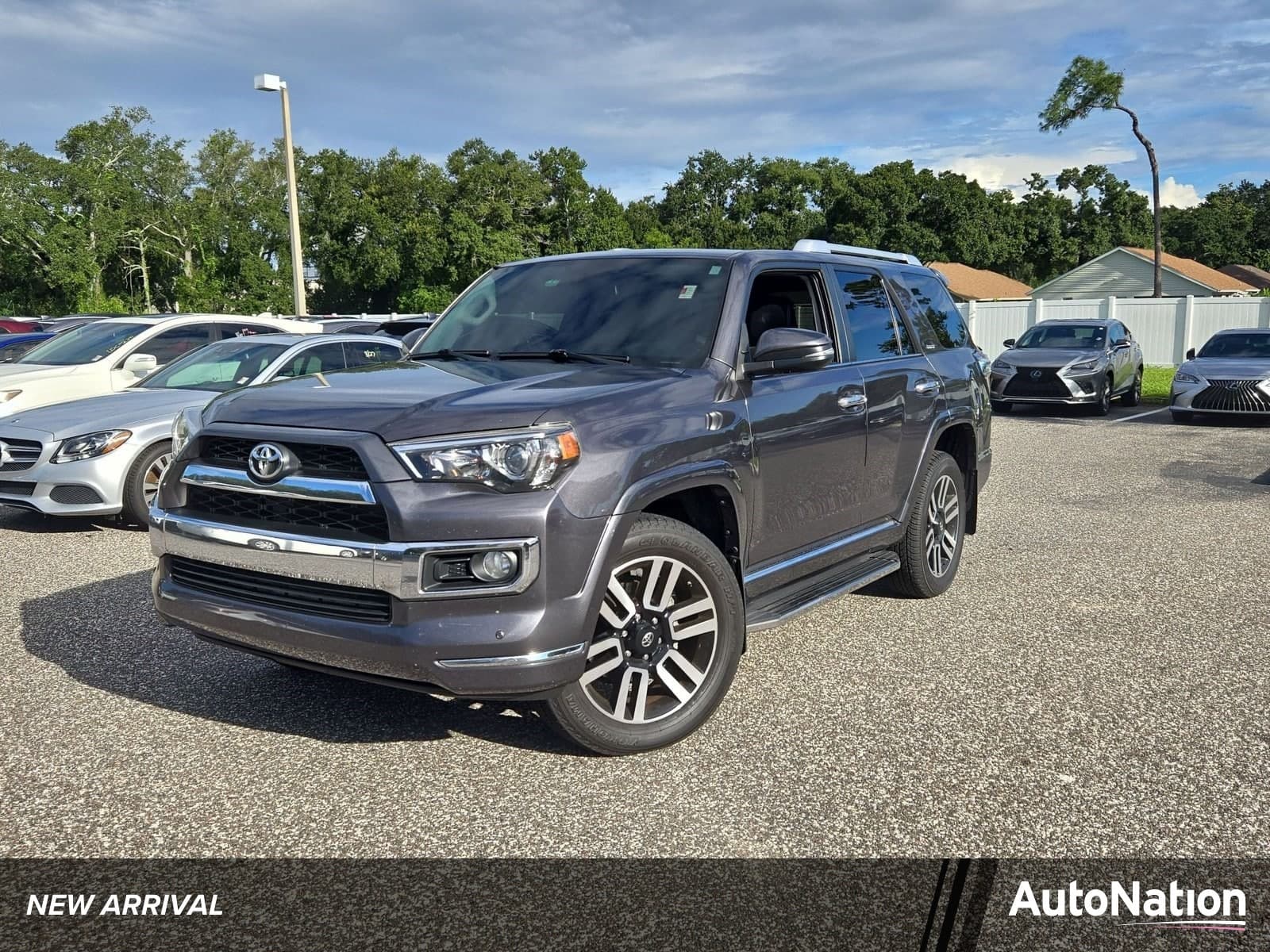 2018 Toyota 4Runner Limited — photo 1 of 15