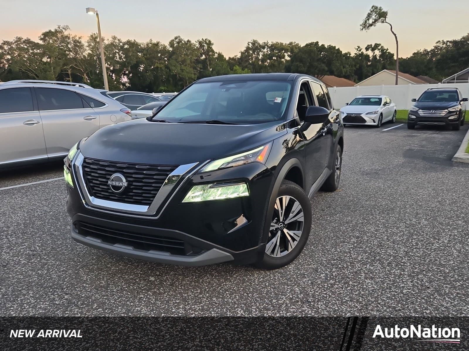 2023 Nissan Rogue SV — photo 1 of 15
