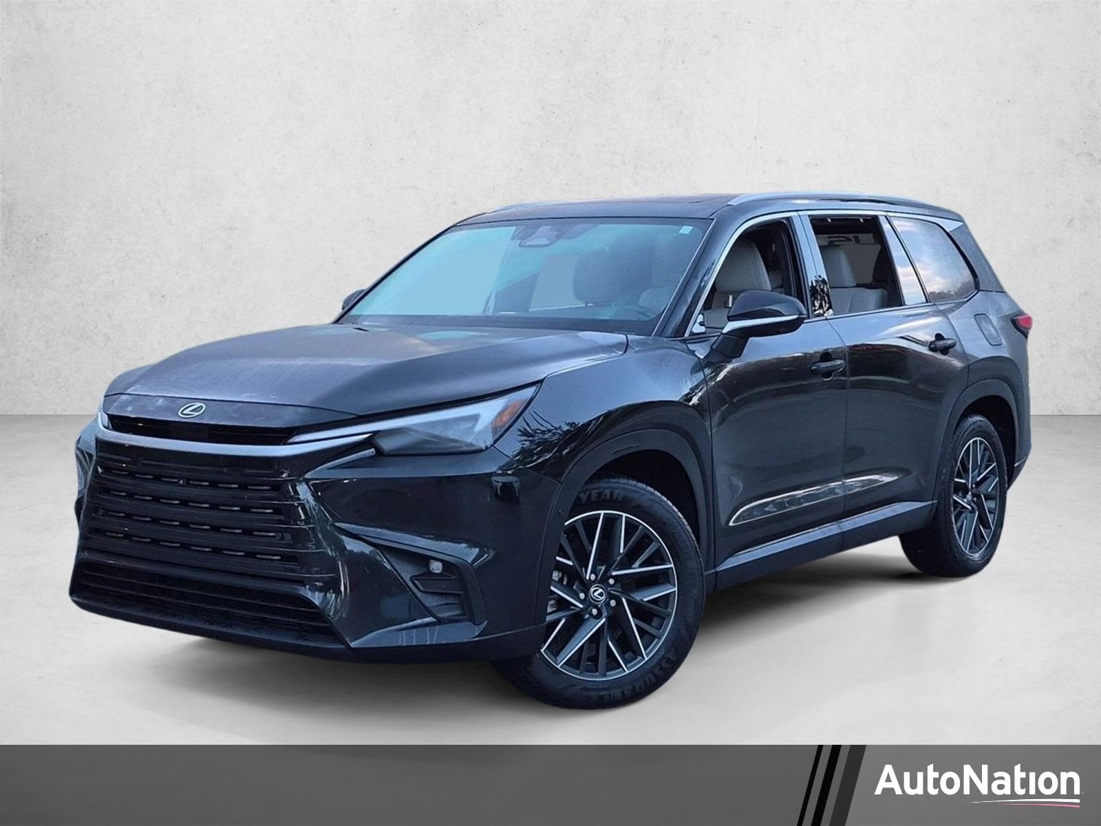 2025 Lexus TX Base — photo 1 of 17