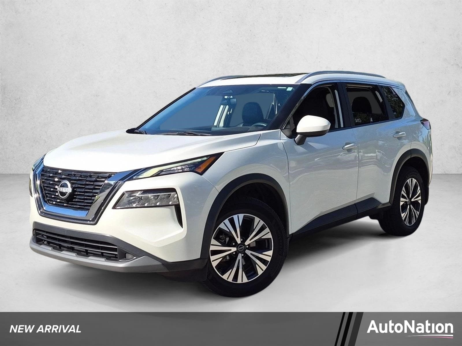 2023 Nissan Rogue SV — photo 1 of 16