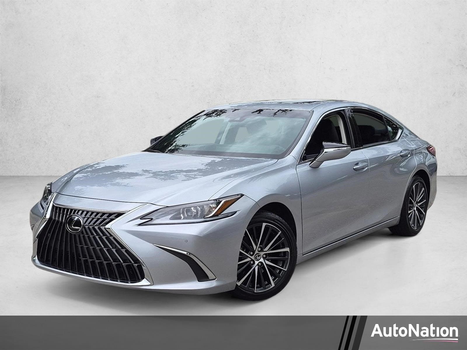 2025 Lexus ES Base — photo 1 of 20