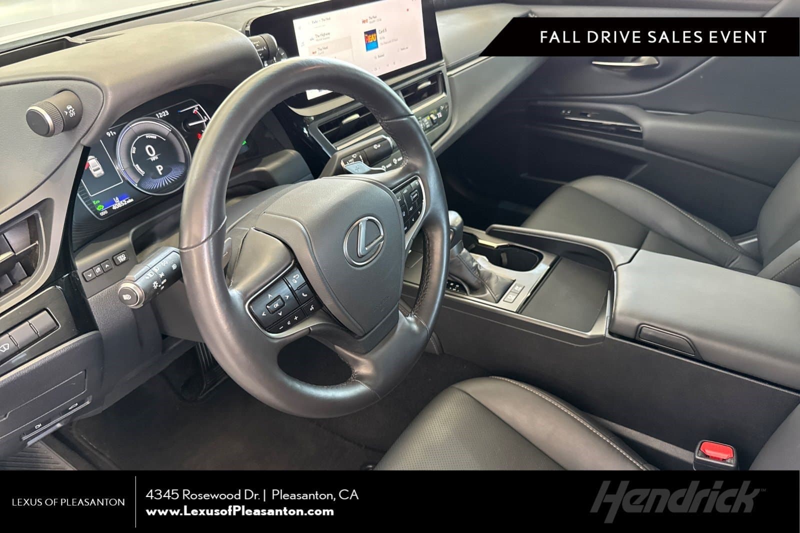 2025 Lexus ES Base — photo 1 of 2
