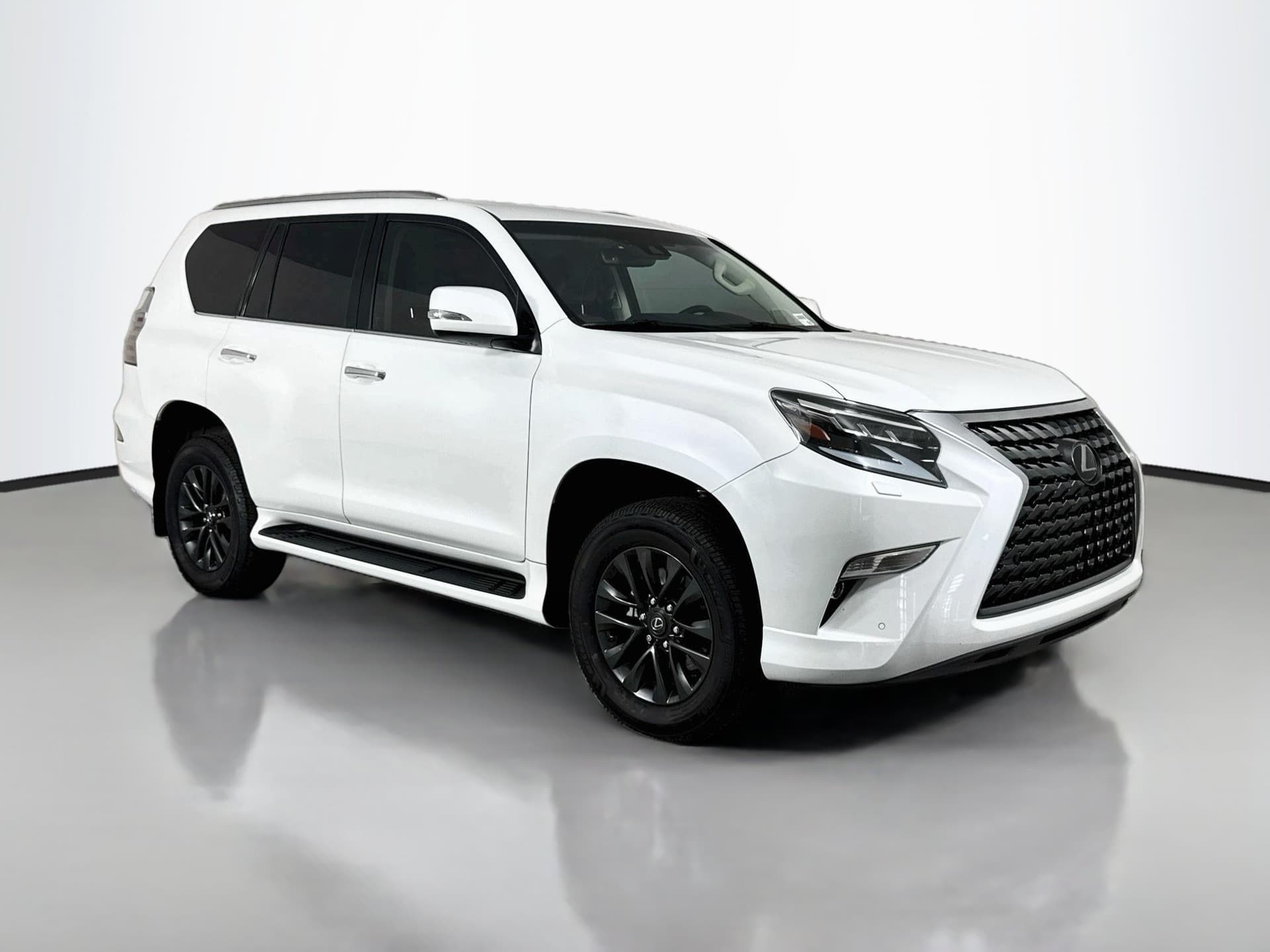 2021 Lexus GX GX 460 Premium — photo 1 of 38