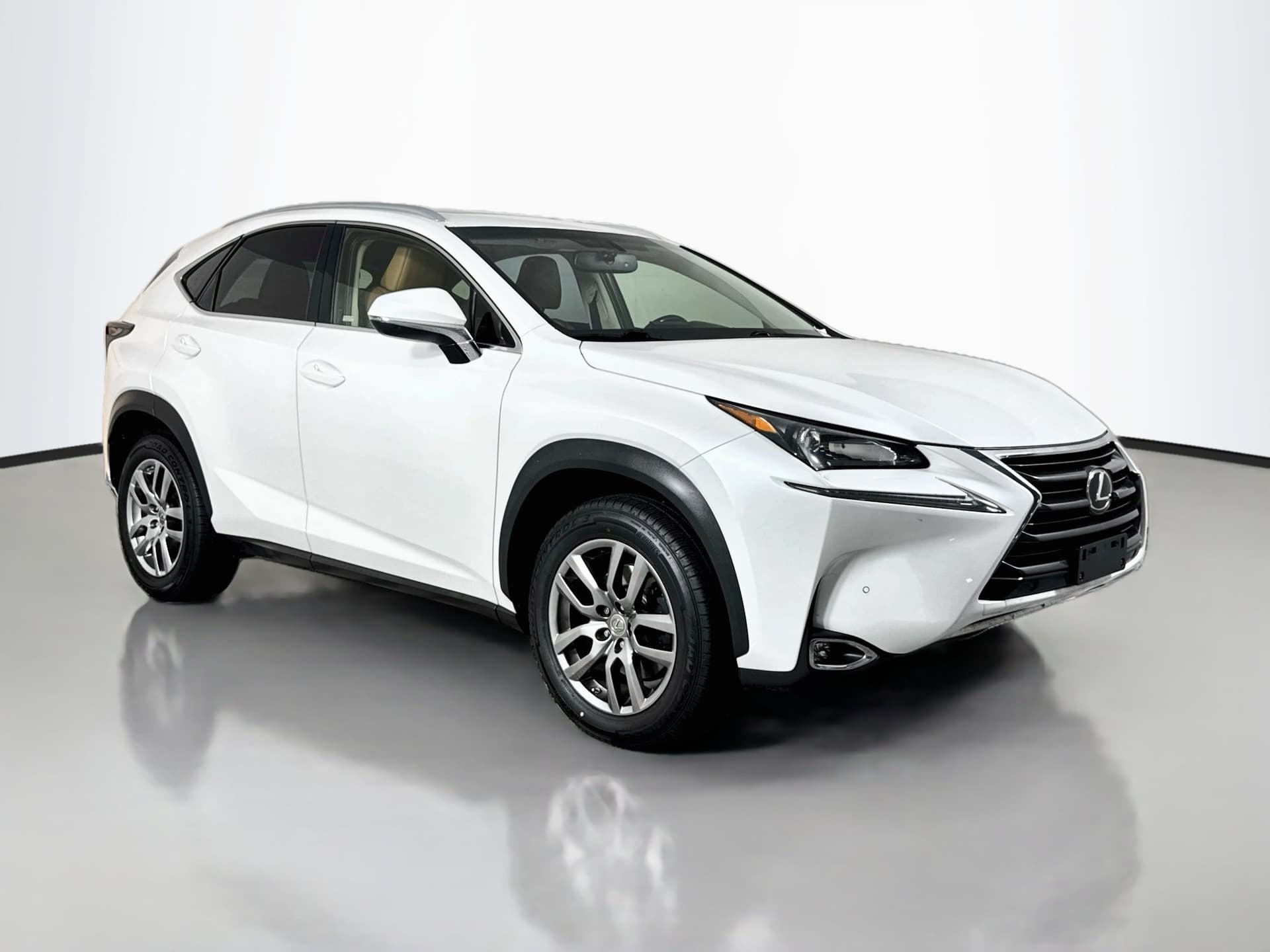 2015 Lexus NX 200t Base — photo 1 of 37