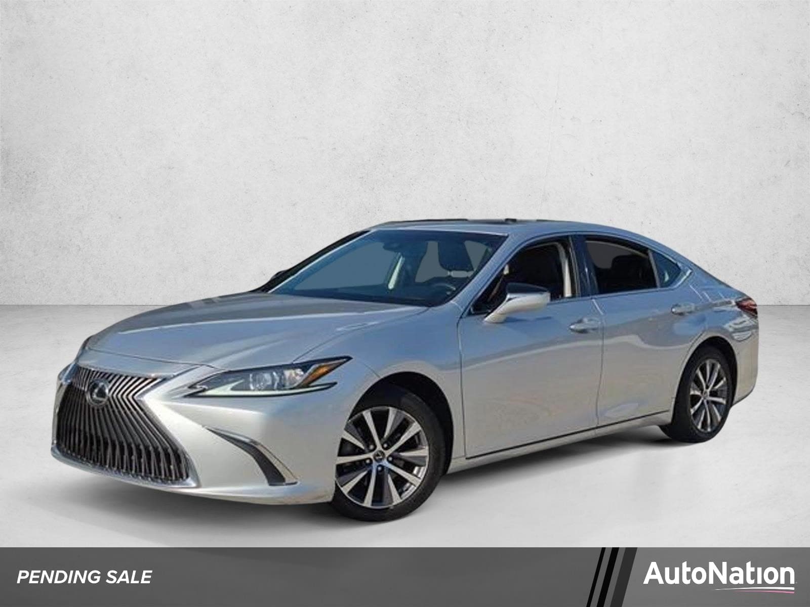 2019 Lexus ES Base — photo 1 of 23