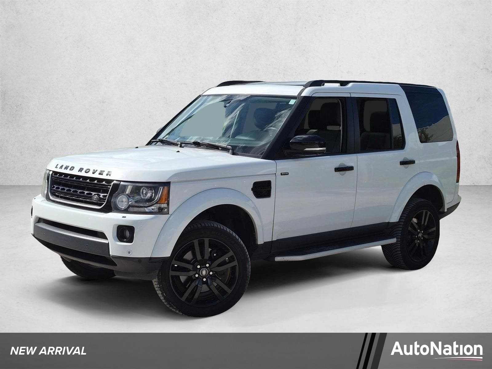 2016 Land Rover LR4 Base — photo 1 of 15