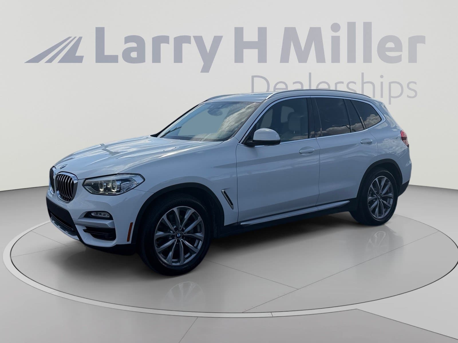 2019 BMW X3 sDrive30i — photo 1 of 33