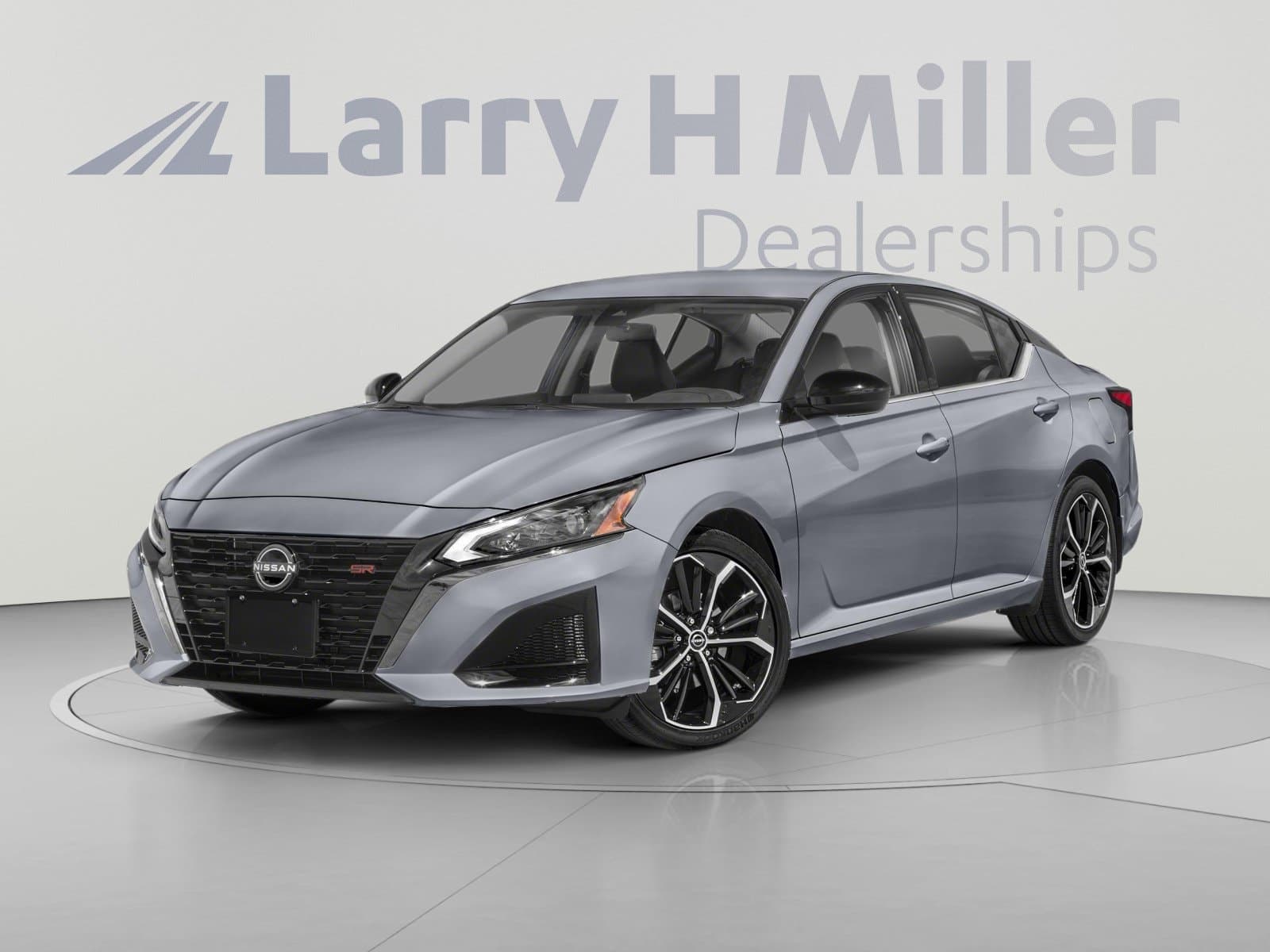 2023 Nissan Altima 2.5 SR — photo 1 of 11