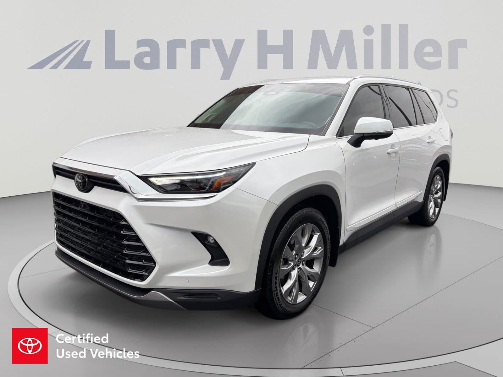 2025 Toyota Grand Highlander Limited — photo 1 of 33