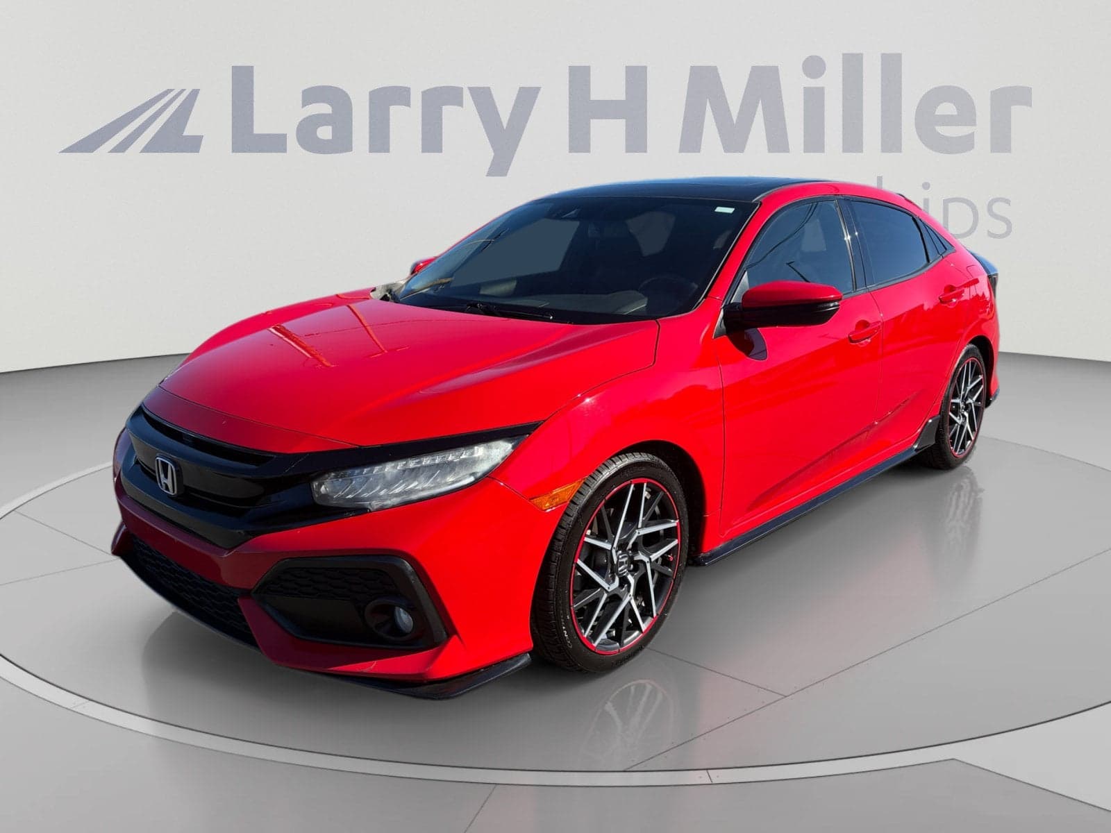 2017 Honda Civic Hatchback Sport Touring — photo 1 of 33