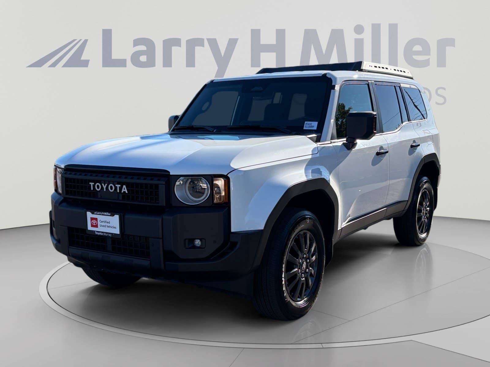 2025 Toyota Land Cruiser Base — photo 1 of 33