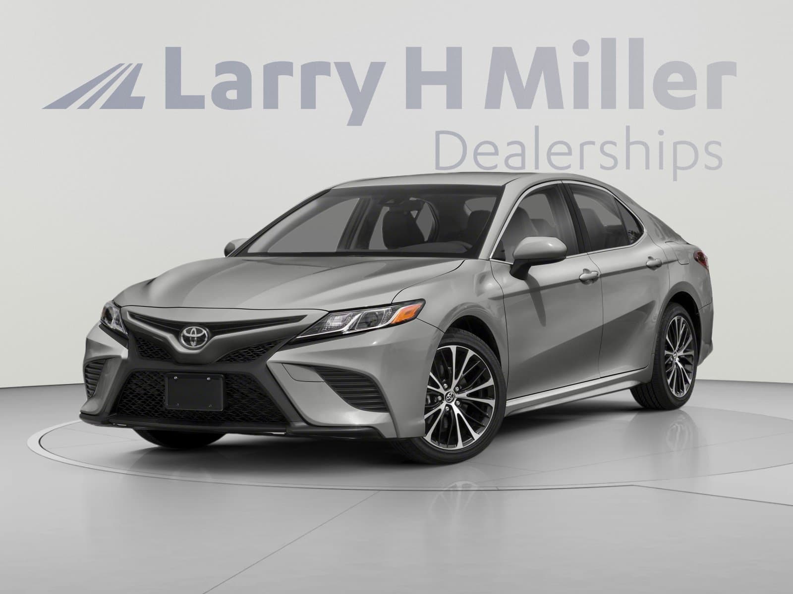 2020 Toyota Camry SE — photo 1 of 11