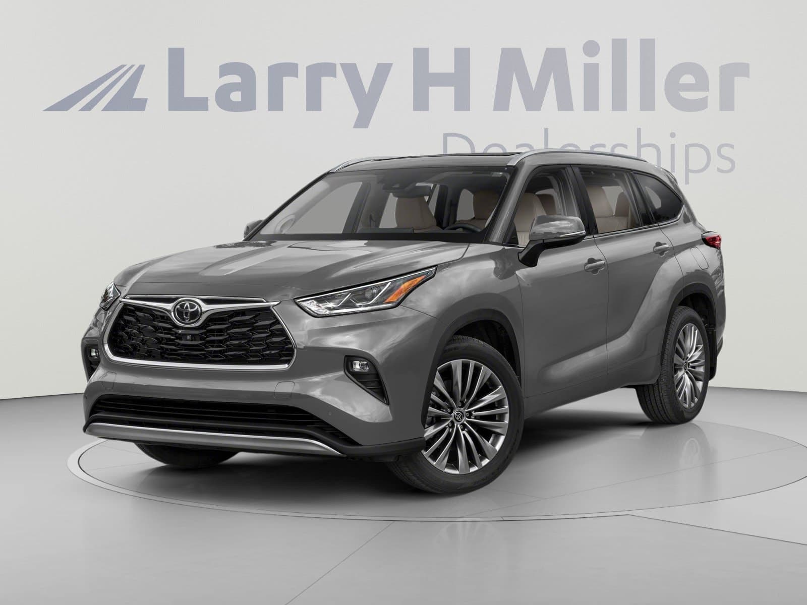 2022 Toyota Highlander Platinum — photo 1 of 12