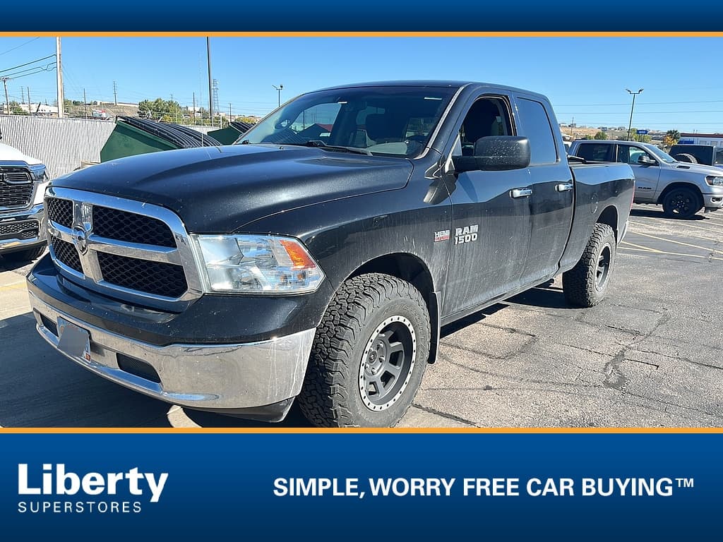 2017 RAM 1500 SLT — photo 1 of 4